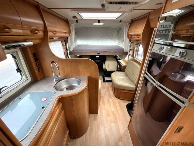 Integrirani avtodom RAPIDO 999 M - Fest/Hubbett - Automatik - 2 x Klima -