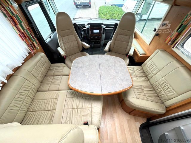 Integrirani avtodom RAPIDO 999 M - Fest/Hubbett - Automatik - 2 x Klima -