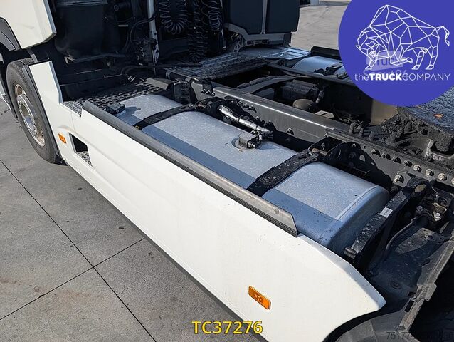  Renault T 520