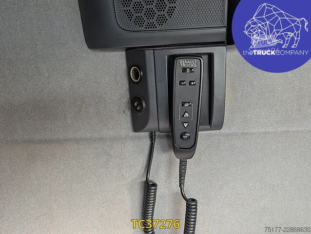  Renault T 520