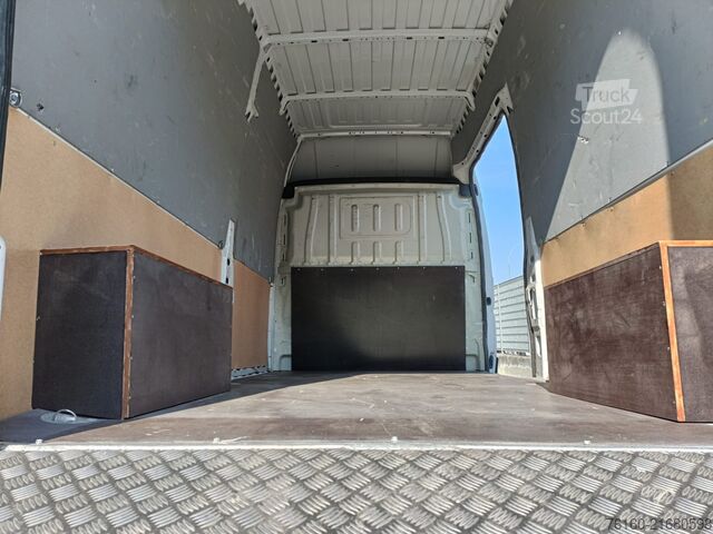 L3H3 MAXI E6D-FURGÓN CON PLATAFORMA ELEVADORA HIDRÁULICA FIAT ducato