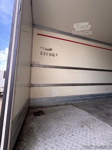 Kühl-/Tiefkühltransport Montracon Vector 1550, 260  hoch height, 6 cm walls