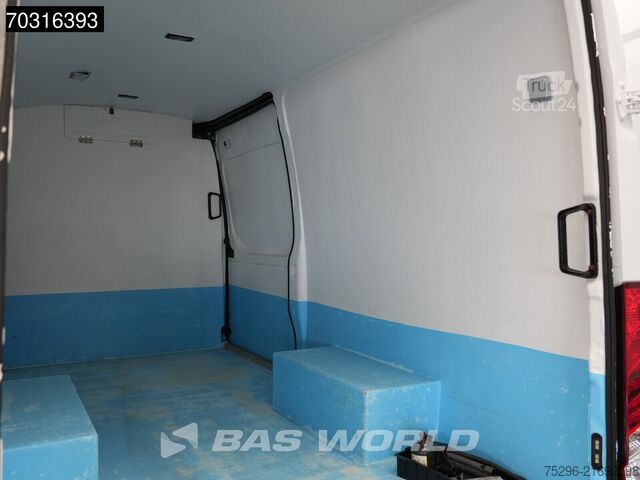 Kombi med högt tak Iveco Daily 35C18 3.0L Automaat Dubbellucht L2H2 3,5t...