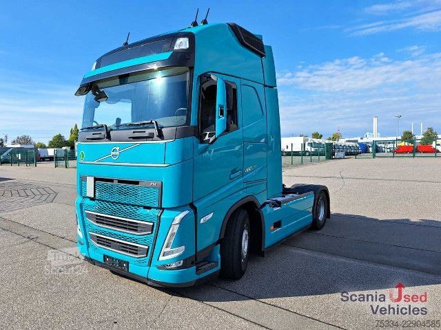 Trattore stradale standard Volvo FH 460 4x2 Globetrotter XL Voll-Luft VA LED TOP!!!