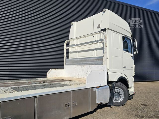 Autotransporter DAF XF 530 6x2 / OPRIJ - MACHINE TRANSPORT
