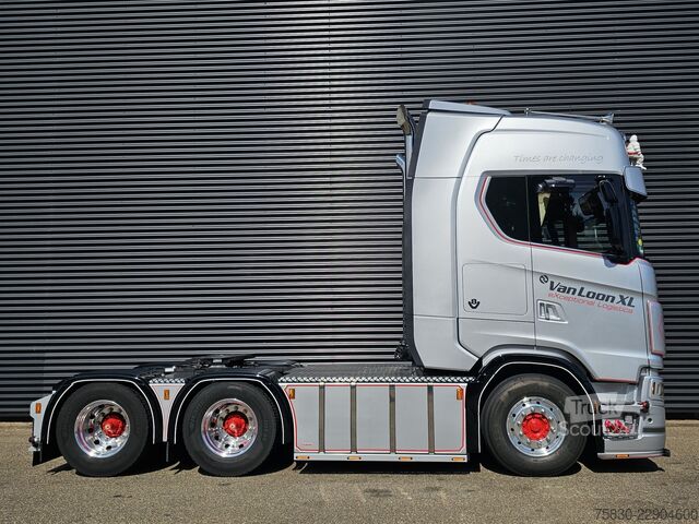 MTS standard Scania S590 V8 6X4 / 2 TANKS / NL TRUCK! 80T