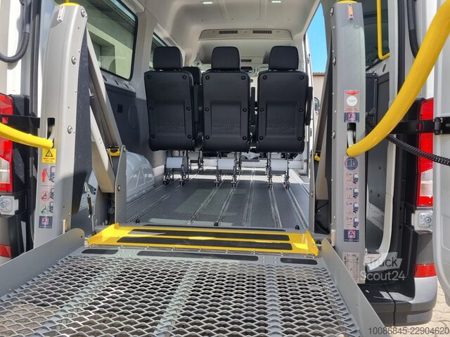 Minibuss KMP | Trinn | Heis VW Crafter 35