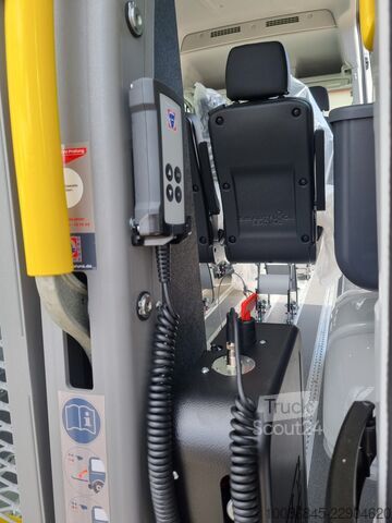 Minibuss KMP | Trinn | Heis VW Crafter 35