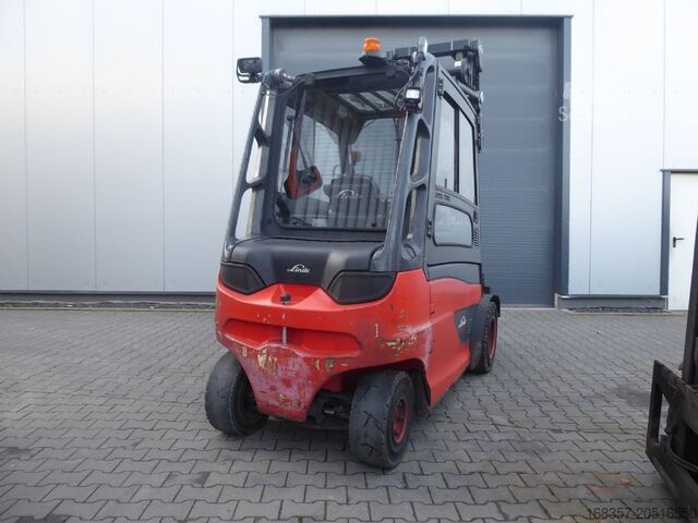 Čelni viličar Linde E50HL-01/600