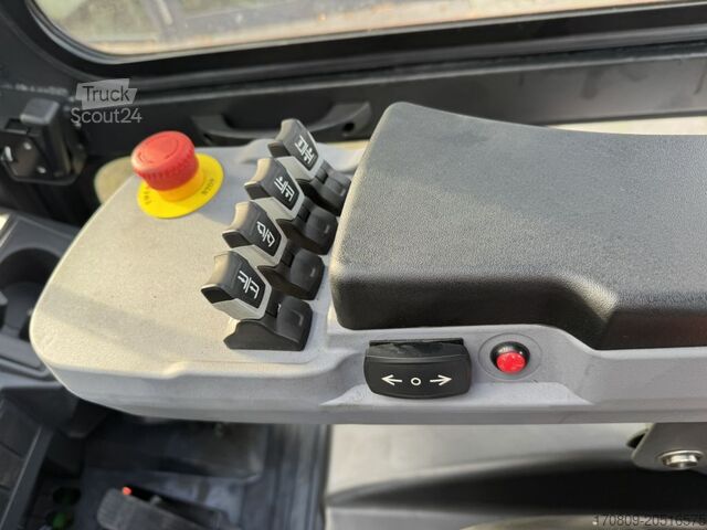 Chariot élévateur frontal Noblelift FE4P50Q