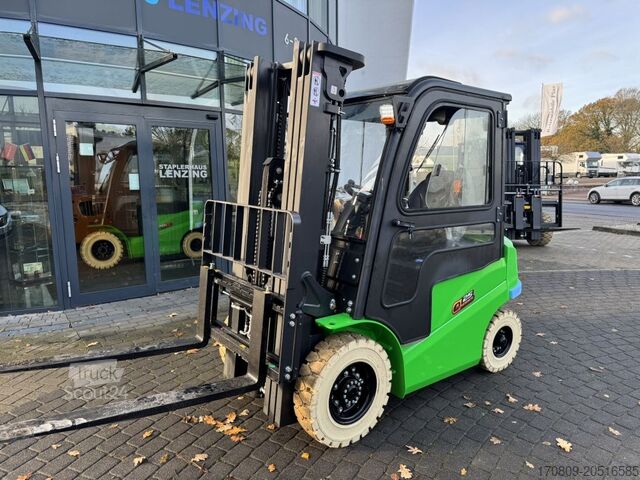 Chariot élévateur frontal Noblelift FE4P25Q