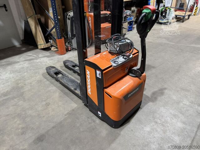 Handmatige stapelaar Doosan BSL13S-7C