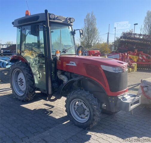 Tractor Massey Ferguson MF 3640 V Schmalspurtraktor