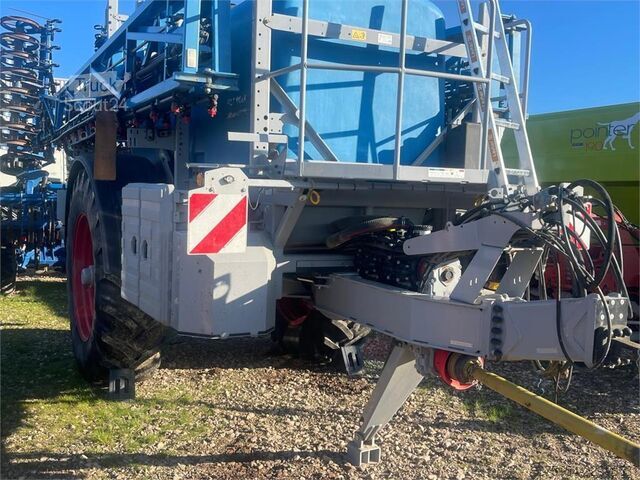 Szántóföldi permetezőgép Lemken Albatros 12