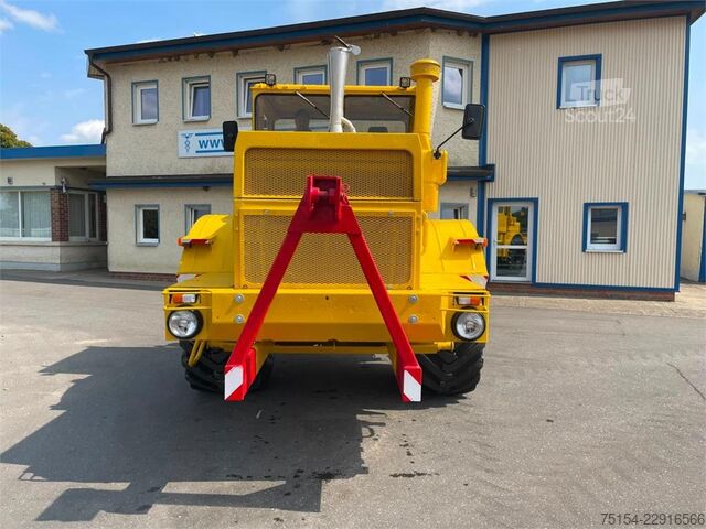 Traktor Kirovets K 701 V12