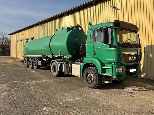 MAN rakodó és MAN TGS 18.360 4x4 BLS (Agro LOF) MAN Stapel und MAN MAN TGS 18.360 4x4 BLS (Agro LOF) u