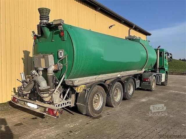 MAN rakodó és MAN TGS 18.360 4x4 BLS (Agro LOF) MAN Stapel und MAN MAN TGS 18.360 4x4 BLS (Agro LOF) u