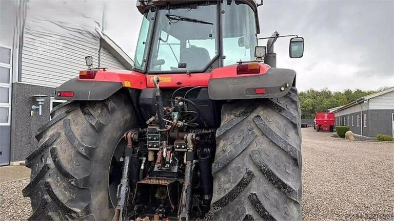 Traktor Massey Ferguson 8280