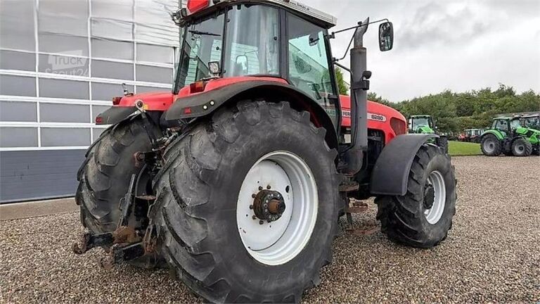 Traktor Massey Ferguson 8280
