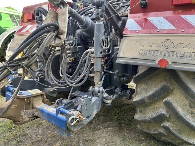 Traktor Kirovets K743 mit Mercedes Motor OM470LA