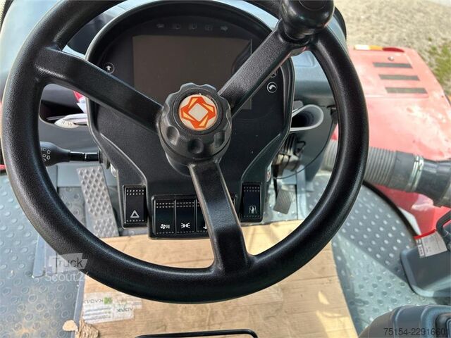 Traktor Kirovets K743 mit Mercedes Motor OM470LA