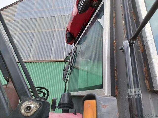 Traktor Belarus MTS 820