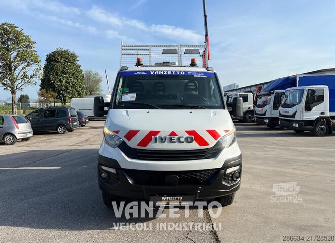 Kombi s prekucnikom Iveco Daily 70