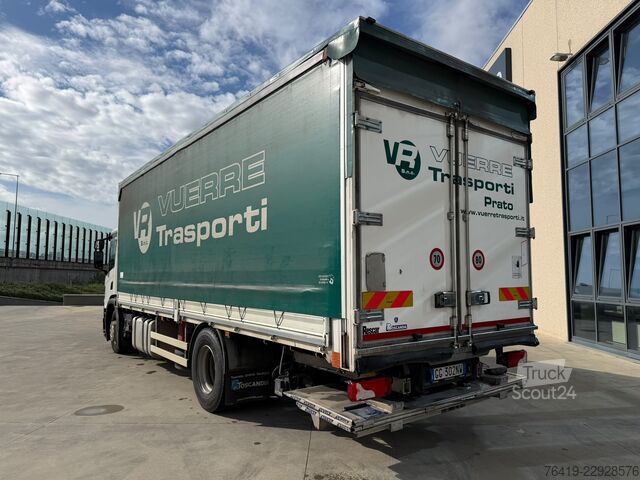 Plachtový nákladní vůz SCANIA P 280 T26-033