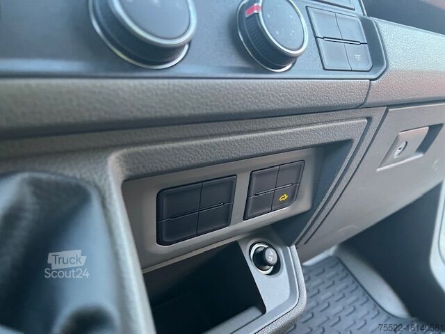 Transportér s kufrom MAN TGE Kofferaufbau und Ladebordwand -Klima