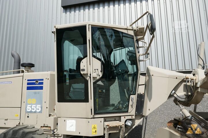 Grader Komatsu GD555-5 Ex-army