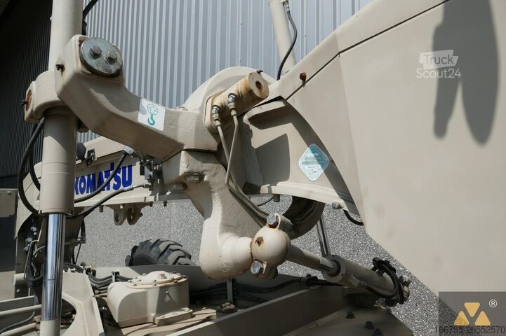 Grader Komatsu GD555-5 Ex-army