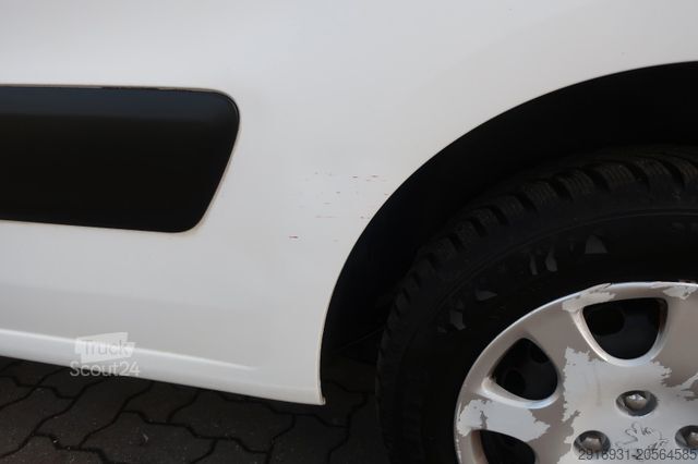 Furgon blaszak PEUGEOT Partner 2. Hand / Klima / Werkstatt / FN:101