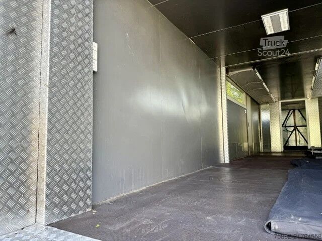 Fourgon porte-voitures Addcliffe Eng /Motorsport/Rennsportauflieger