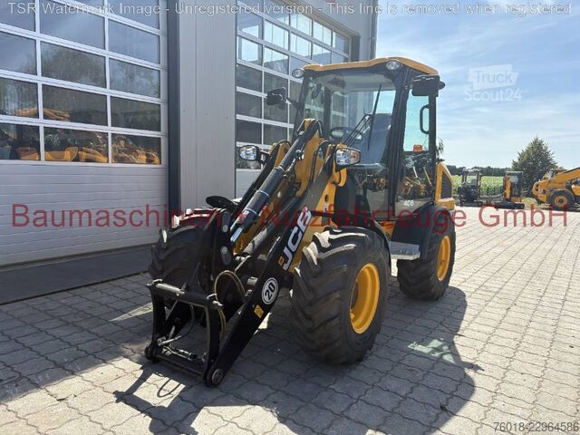 Cargador JCB 406 NEU BJ 26