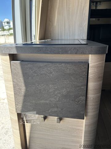 Wohnwagen/Wohnmobil Fiat Weinsberg Carabus 600 K | 4 Posti Letto | Completamente Attrezzato