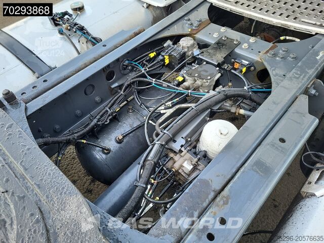 Volumetrekker DAF XF 480 XF 4X2 SC Mega 2x Tanks