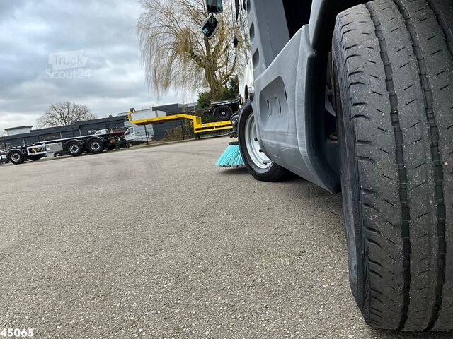 Veifeiemaskin Mathieu MC 210 Azura Flex Euro 6 Just 8.800 km!