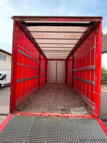 Camión plataforma con toldo DAF XF530 FAN LLL Plane Lenk/Lift Hydr. Auffahrrampe