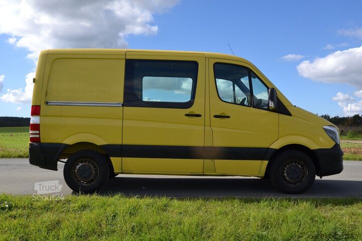 Umpikorja-auto MERCEDES-BENZ Sprinter 313 CDI Kasten 3-Sitze