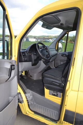 Umpikorja-auto MERCEDES-BENZ Sprinter 313 CDI Kasten 3-Sitze