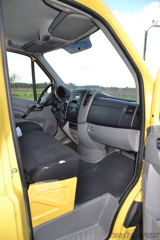 Umpikorja-auto MERCEDES-BENZ Sprinter 313 CDI Kasten 3-Sitze