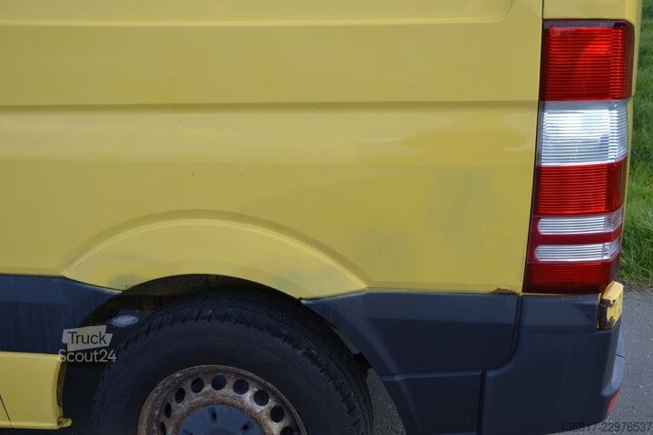 Umpikorja-auto MERCEDES-BENZ Sprinter 313 CDI Kasten 3-Sitze