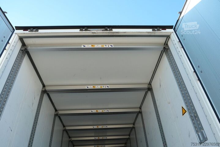 Kofferauflieger SCHMITZ CARGOBULL SKO 24/ ZURRLEISTE / DOPPELSTOCK / LIFT FP30