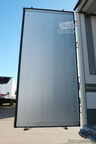 Kofferauflieger SCHMITZ CARGOBULL SKO 24/ ZURRLEISTE / DOPPELSTOCK / LIFT FP30