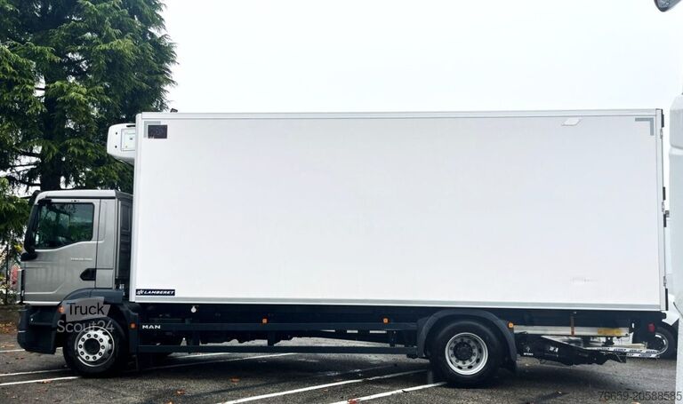 Hladilni tovornjak MAN TGM 18.290 Isotermico + sponda