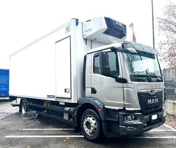 Hladilni tovornjak MAN TGM 18.290 Isotermico + sponda