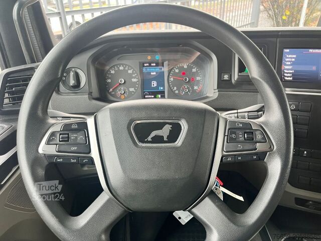 Hladilni tovornjak MAN TGM 18.290 Isotermico + sponda