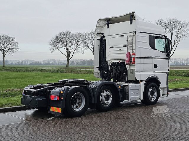 Estándar-SZM M.A.N. 26.470 TGX TG3 GM 6X2/2 BL