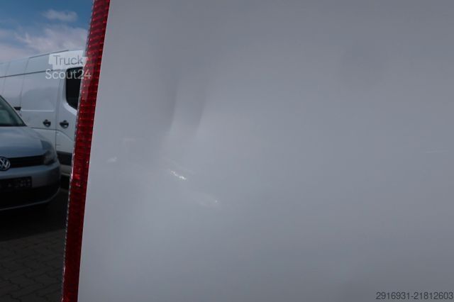 Skåpbil PEUGEOT Expert Kasten L2H1 COOL In Kasten Klima