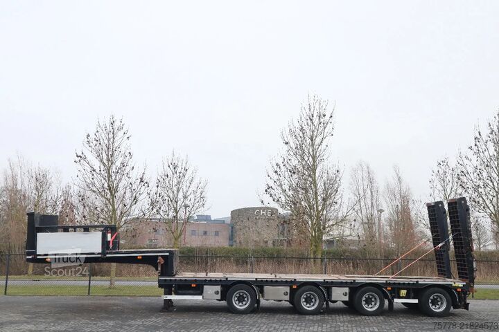 Ημι-χαμηλός φορτωτής Istrail 4-AXLE SEMI-TRAILER | HYDR RAMPS | HYDR WIDENIN...